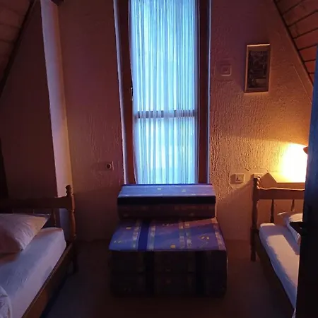 Vikend Kuca Bela Reka *