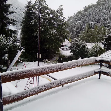 別荘 Vikend Kuca Bela Reka *