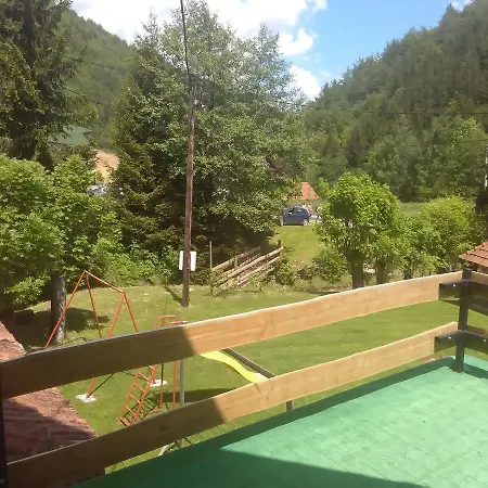 Vikend Kuca Bela Reka